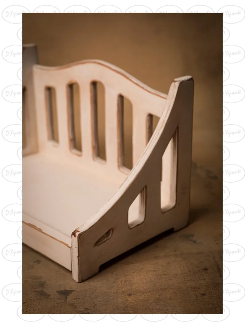 D'APONTE NEWBORN NB032 HOLED BENCH | D'Aponte | Newborn Accessories