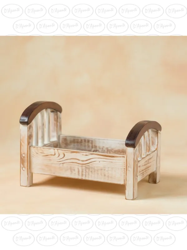 D'APONTE NEWBORN NB055L WHITE AND BROWN BED | D'Aponte | Newborn Accessories