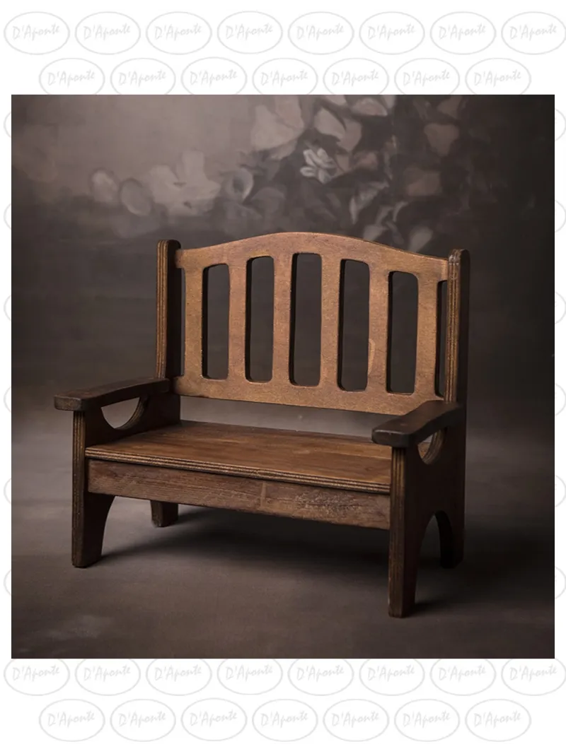 D'APONTE NEWBORN NB062 BROWN BENCH HOLED | D'Aponte | Newborn Accessories