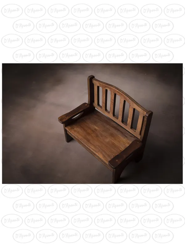 D'APONTE NEWBORN NB062 BROWN BENCH HOLED | D'Aponte | Newborn Accessories