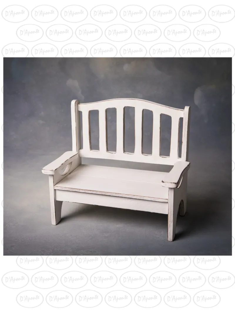 D'APONTE NEWBORN NB064 WHITE BENCH HOLED | D'Aponte | Newborn Accessories