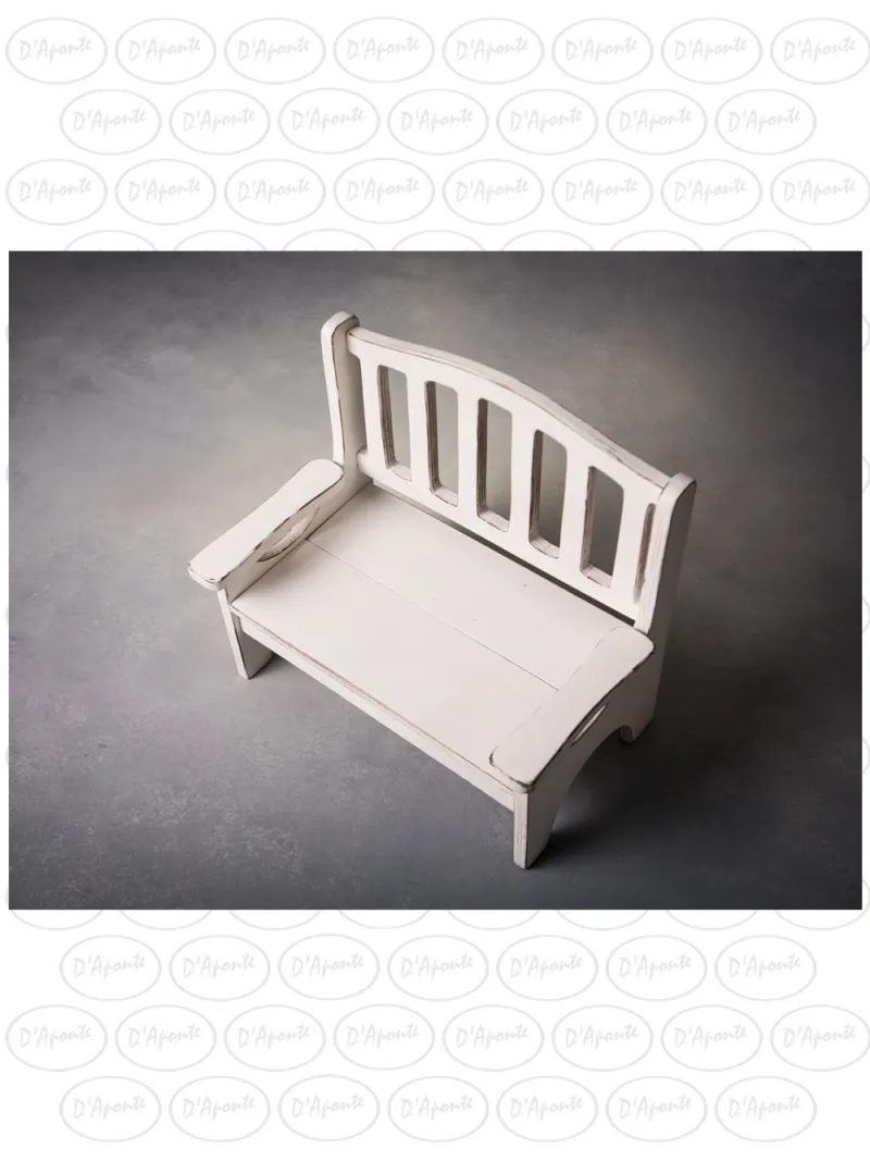 D'APONTE NEWBORN NB064 WHITE BENCH HOLED | D'Aponte | Newborn Accessories