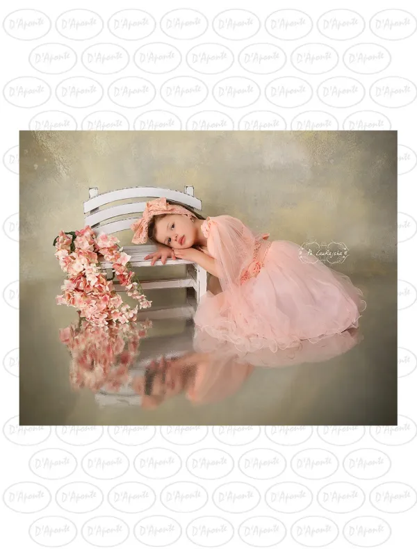 D'APONTE NEWBORN NB096 BENCH | D'Aponte | Newborn Accessories