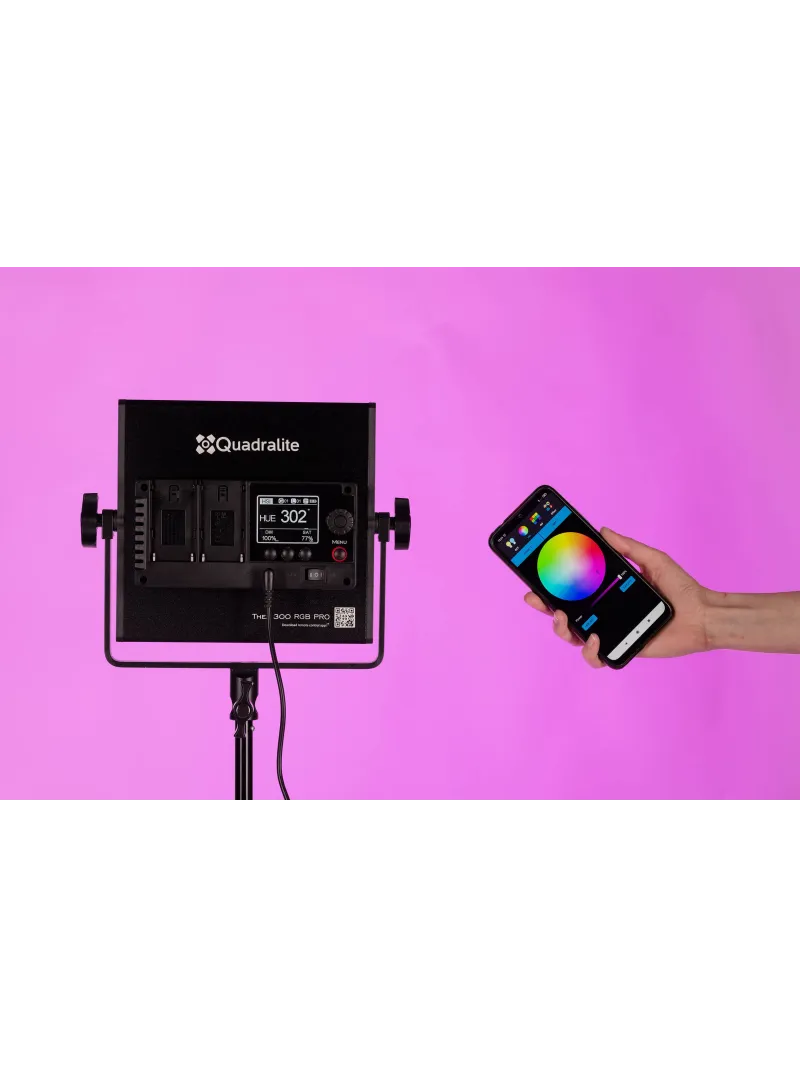 QUADRALITE Thea 300 RGB PRO