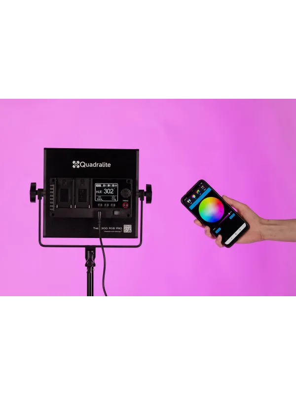 QUADRALITE Thea 300 RGB PRO