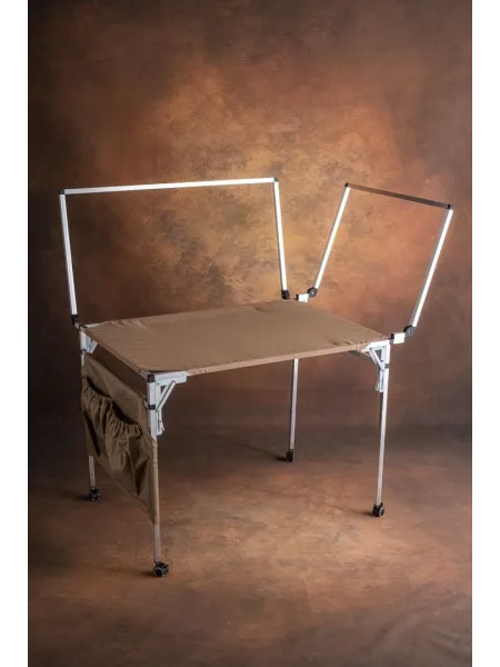 . Newborn table with 1 riser | D'Aponte | Newborn Stand