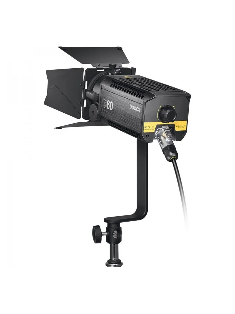 GODOX Kit di 3 illuminatori a led S60 con messa a fuoco + 3 stativi + 2 softbox + accessori