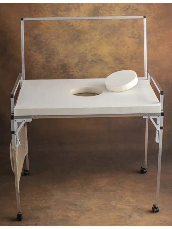 copy of . Newborn table | D'Aponte | Newborn Stand