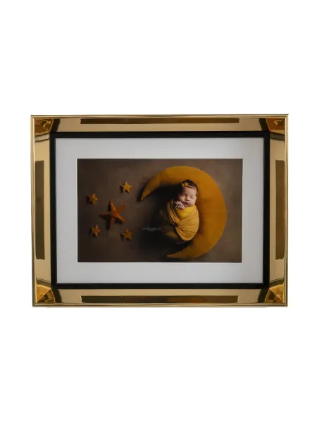Cornice Thea