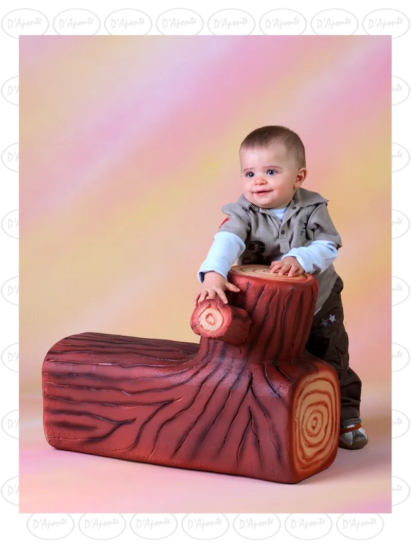D'APONTE P145 TRUNK BENCH | D'Aponte | Photo Props