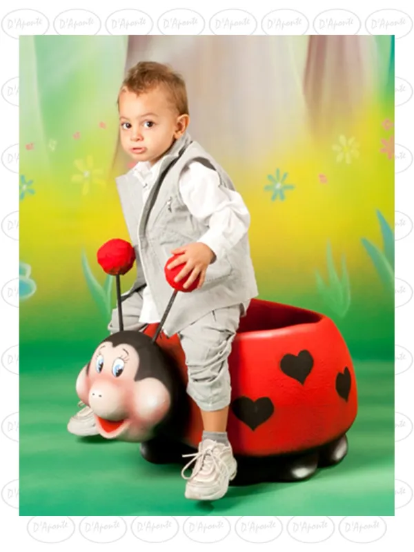 D'APONTE P423 LADYBUG | D'Aponte | Photo Props