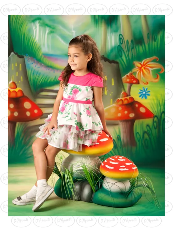 D'APONTE P440 MUSHROOMS WITH GRASS | D'Aponte | Photo Props