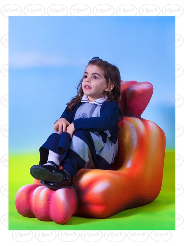 D'APONTE P472 CANDY ARMCHAIR | D'Aponte | Photo Props