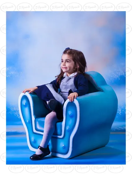 D'APONTE P473 BLUE ARMCHAIR | D'Aponte | Photo Props
