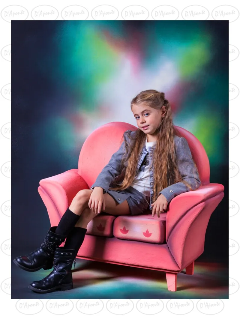 D'APONTE P474 TWO SEATER ARMCHAIR | D'Aponte | Photo Props