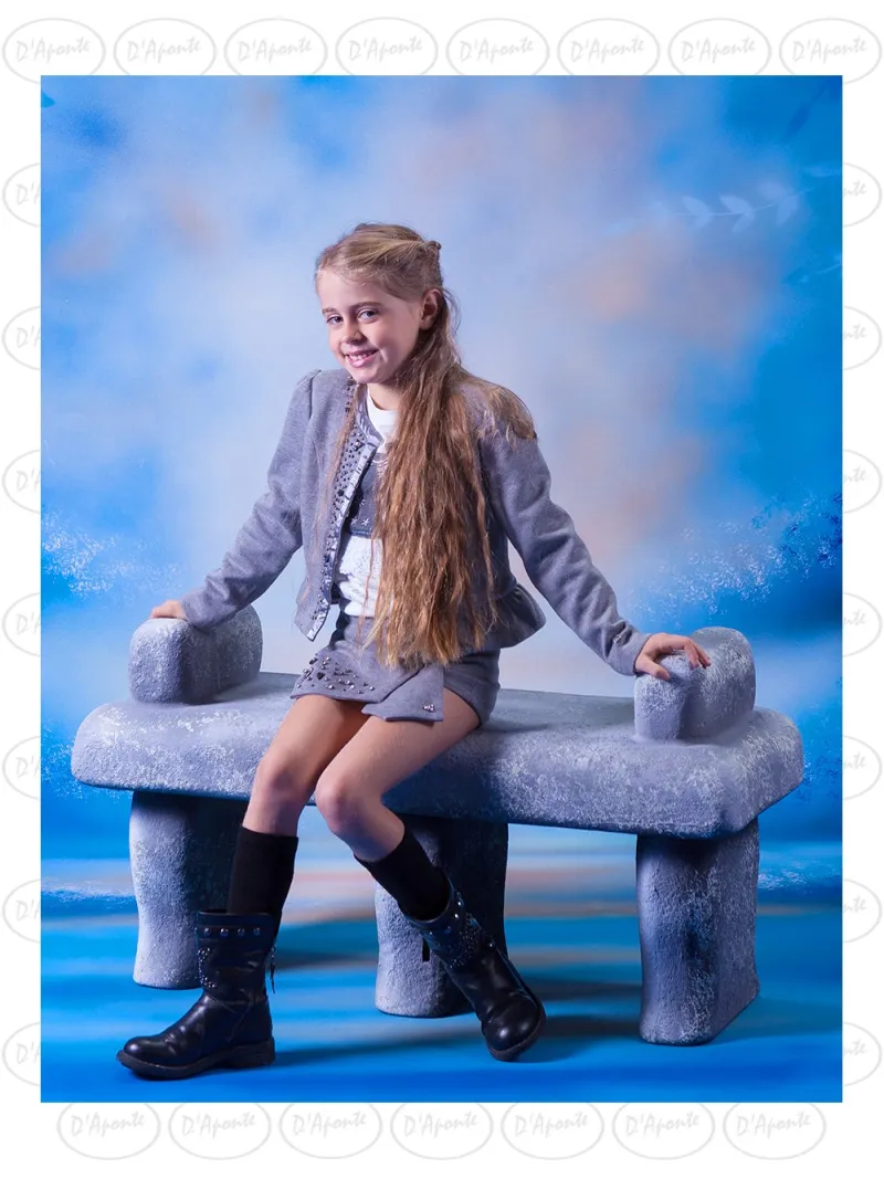 D'APONTE P481 BENCH WITH 3 FEET | D'Aponte | Photo Props