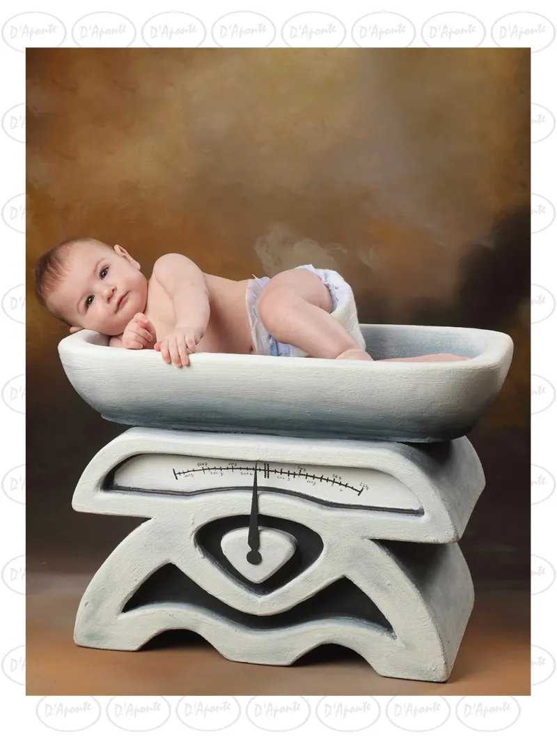 D'APONTE P485 VINTAGE SCALE | D'Aponte | Photo Props