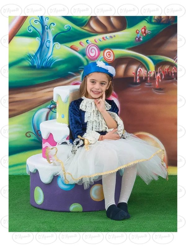 D'APONTE P524 CAKE CHAIR | D'Aponte | Photo Props