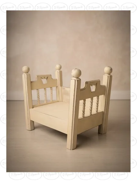 D'APONTE NEWBORN NB002 CROWN BABY COT | D'Aponte | Newborn Accessories 2