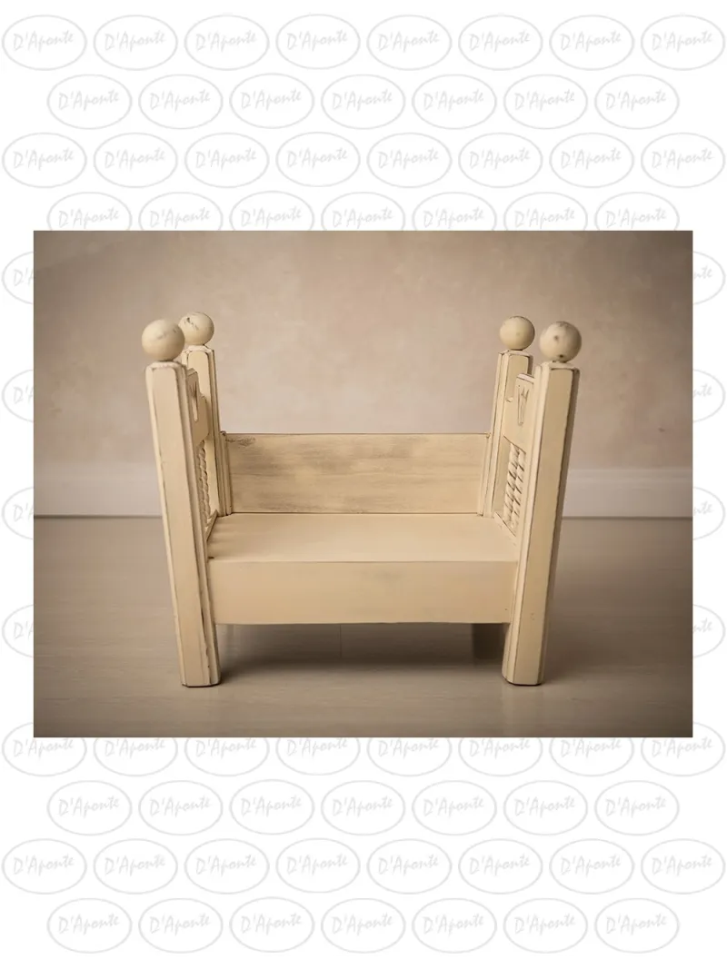D'APONTE NEWBORN NB002 CROWN BABY COT | D'Aponte | Newborn Accessories