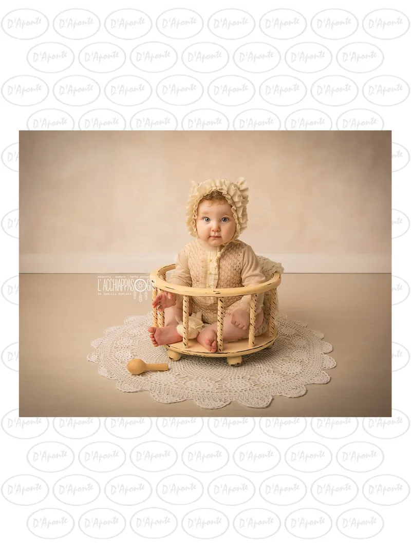 D'APONTE NEWBORN NB016 ROUND BOX | D'Aponte | Newborn Accessories
