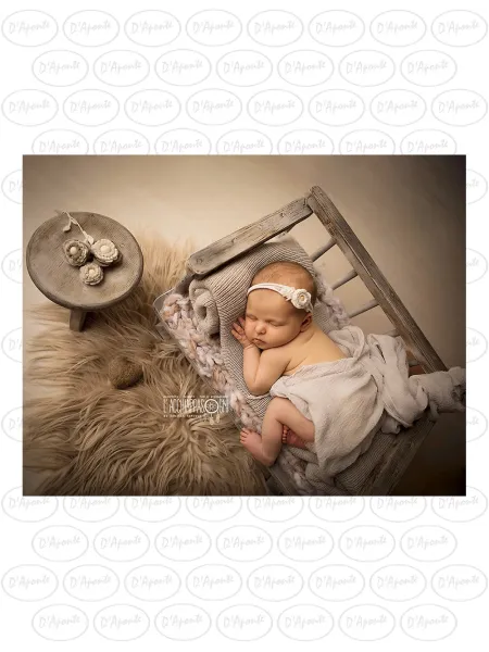 D'APONTE NEWBORN NB012 ROUND TABLE | D'Aponte | Newborn Accessories 2