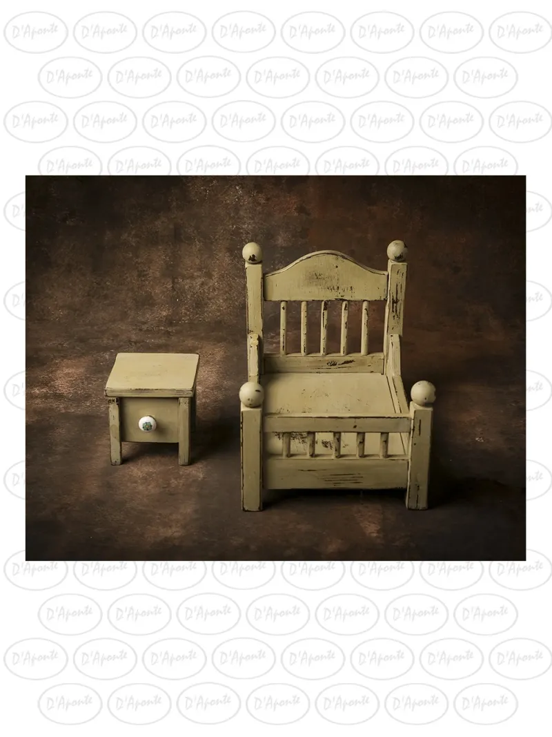 D'APONTE NEWBORN NB017 GREEN COT AND BEDSIDE TABLE | D'Aponte | Newborn Accessories