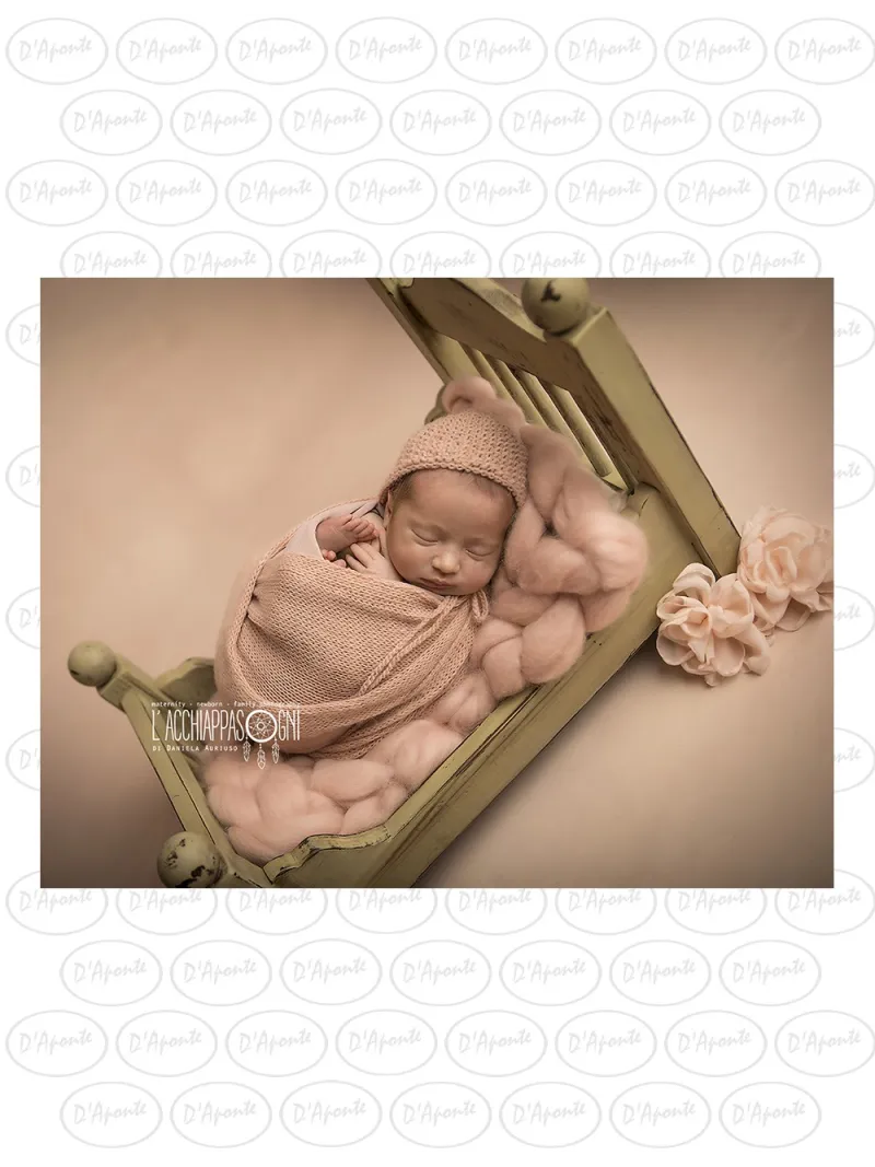 D'APONTE NEWBORN NB017 GREEN COT AND BEDSIDE TABLE | D'Aponte | Newborn Accessories